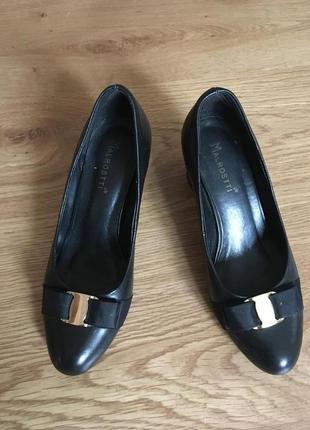 Шкіряні туфлі чорні, класика розмір 38