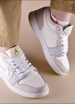 Женские кроссовки  air jordan low beige7 фото