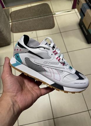 Оригинальные женские кроссовки reebok classic leather