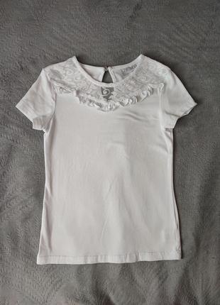 Ошатна біла футболка зіронька