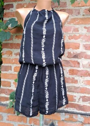 Трендовий ромпер вишиванка