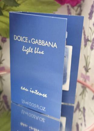 Пробник парфумована вода для жінок dolce&gabbana light blue eau intense 1.5 мл