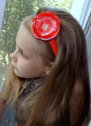 Квітка на резинці. обідок-гумка. прикраса зачіски для дівчаток