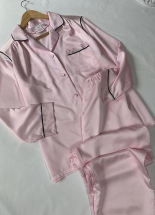 Нова сатинова ніжно рожева піжама