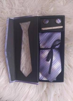 Набор галстук с запонками