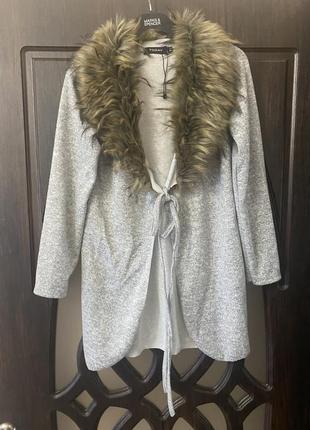 Шикарний, кардиган з красивим коміром 👌