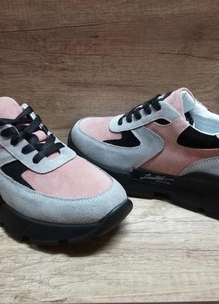 Женские кроссовки замшевые осень 2021 anri de collo
