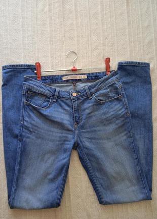 Стильні базові джинси 38