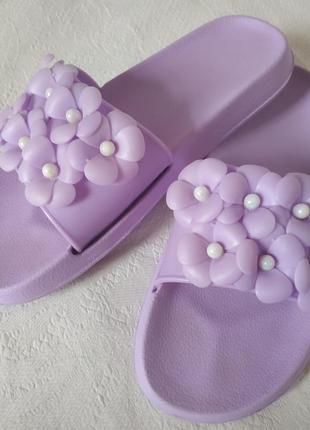 🌸🦛🌸шльопанці шльопанці з 🌸квіточками🌸 бузкові🦛 р. 39 25,5-26 см легкі зручні🌸
