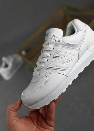 Жіночі кросівки new balance