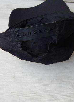 Чорна кепка з легким блиском h&m4 фото