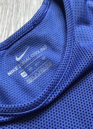 Женская футболка nike zonal оригинал из новой коллекции.5 фото