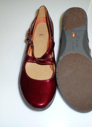 Кожаные лакированные туфли мокасины clarks unstructured , р 40, uk 7d, стелька 264 фото
