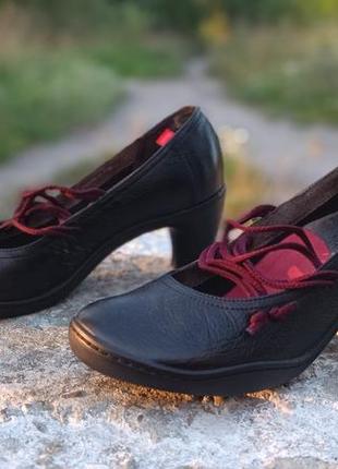 Жіночі круті шкіряні туфлі camper peu nara mary jane pump