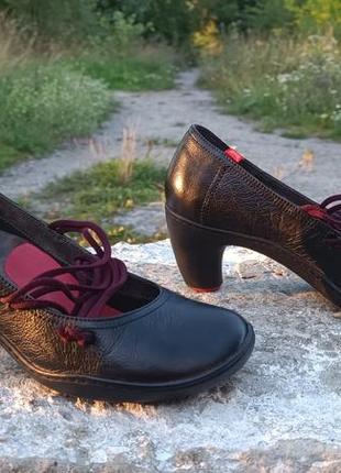 Жіночі круті шкіряні туфлі camper peu nara mary jane pump5 фото