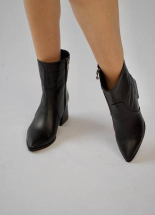 Екслюзивні черевики з італійської шкіри жіночі чорні на середньому підборі ботинки женские4 фото