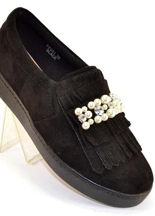 Замшевые туфли слипоны 36-41р с бахромой и жемчугом серые, черные, бордовые, синие