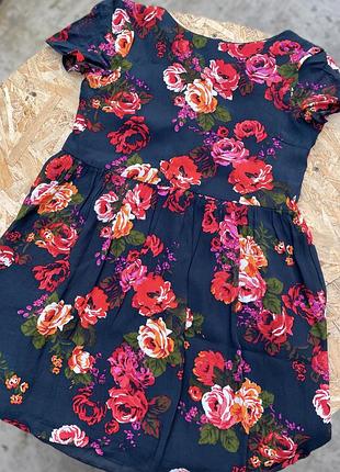 Сукня в квітковий принт 🌸