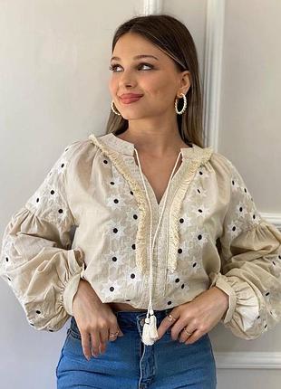 Блуза із вишивкою 22‘