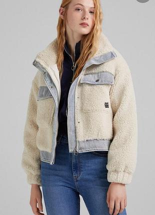 Стильна фірмова хутряна куртка-оверсайз