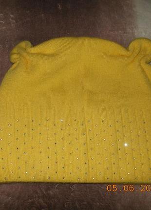 Нова осінньо-весняна шапочки