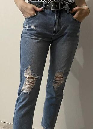 Джинсы