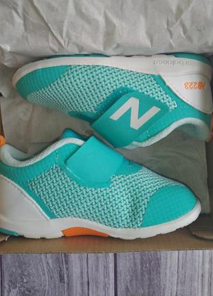 Кроссовки детские new balance9 фото