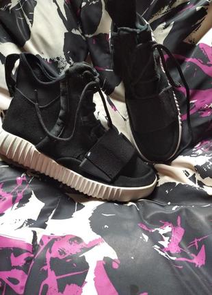 Женские кроссовки, 36-37 рр