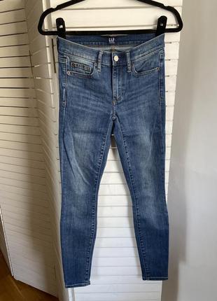 Джинсы джинси gap вживу дуже красивого кольору сині1 фото