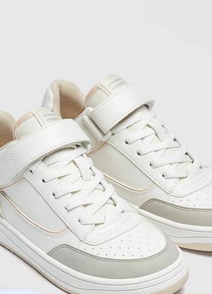 Базові класні кросівки pull&bear