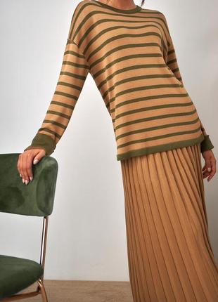 Женский удлиненный тонкий джемпер в полоску цвета кемел. модель 2085 trikobakh2 фото