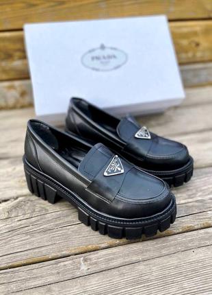 Стильные женские лоферы туфли в стиле prada loafers black чёрные