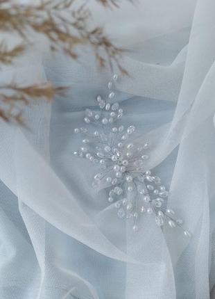 Ніжна гілочка в волосся