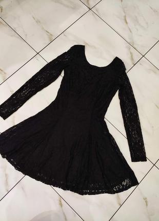 Платье кружевное чёрное divided xs (36)