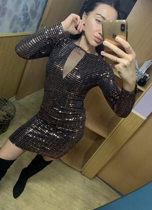 Платье