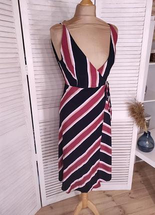 Платье на запах