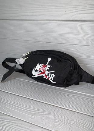 Сумка на пояс бананка nike jumpman classics crossbody 1300 грн5 фото