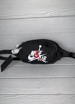 Сумка на пояс бананка nike jumpman classics crossbody 1300 грн2 фото