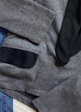 Класичний сірий піджак з чорним коміром,класичний сірий піджак з чорним коміром2 фото