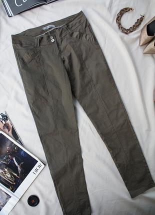 Актуальні завужені джинси від vs.miss