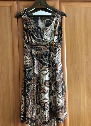 Плаття з блискітками