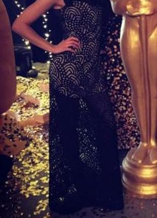 Красивое вечернее платье