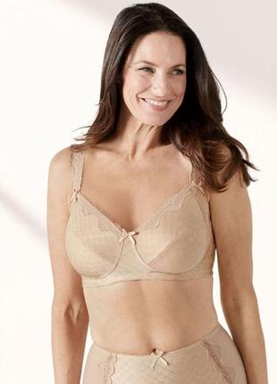 Бюстгальтер soft-cup bra esmara німеччина  85 d, 90 c,90 d