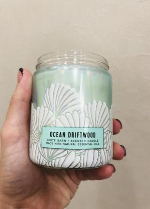 Свеча ароматизированная ocean driftwood bath & body works white barn