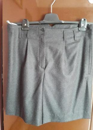 Шерстяні бермуди графітового кольору