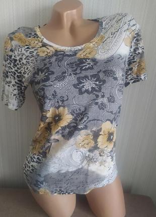 Футболка блузка жіноча біла принт bella rosso