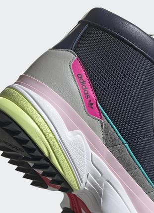 Нові жіночі черевики кросівки adidas kiellor xtra10 фото