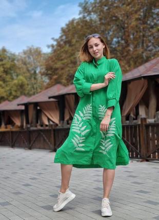 Сукня-сорочка з вишивкою