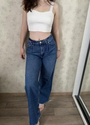 Джинсы bershka