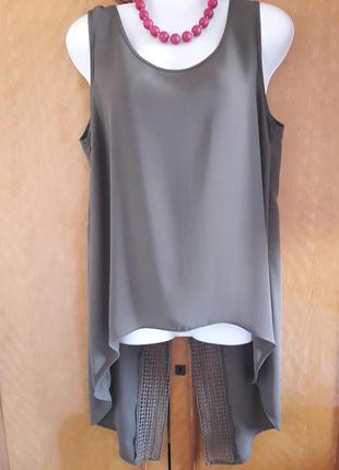 Супер модная майка-туника цвета хаки с ажурной вставкой